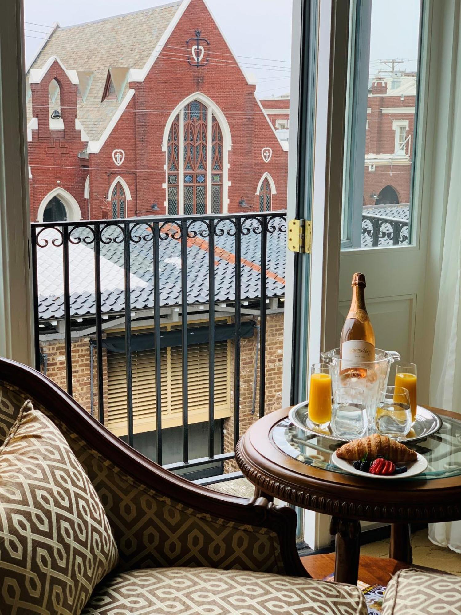 Market Pavilion Hotel Charleston Exterior foto